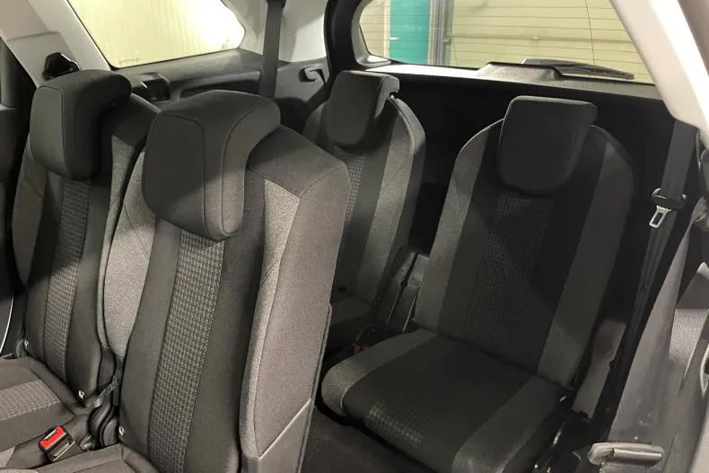 Peugeot 5008 din 2020 cu 163.544 km - oferta PEU182469 - foto 12