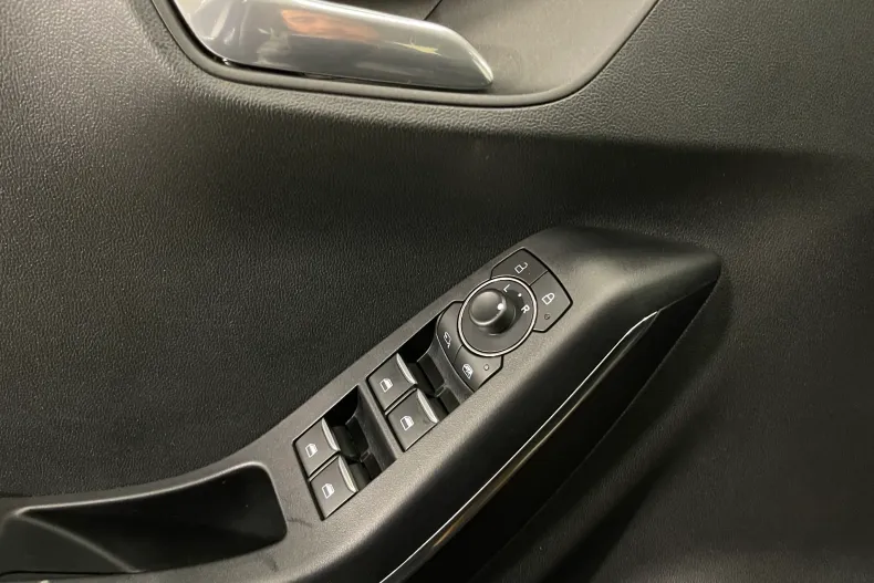 Ford Puma din 2021 cu 95.426 km - oferta FOR182473 - foto 17