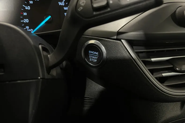 Ford Focus din 2022 cu 82.245 km - oferta FOR182476 - foto 19