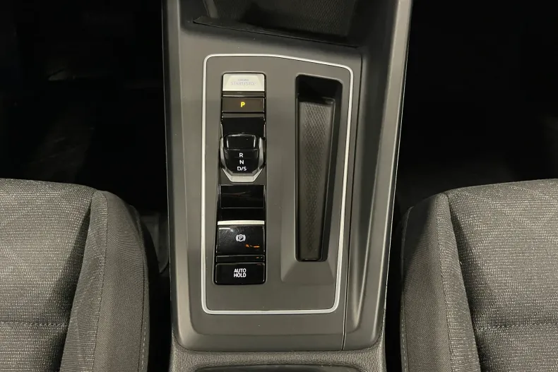 Volkswagen Golf din 2021 cu 120.878 km - oferta VOL182482 - foto 21