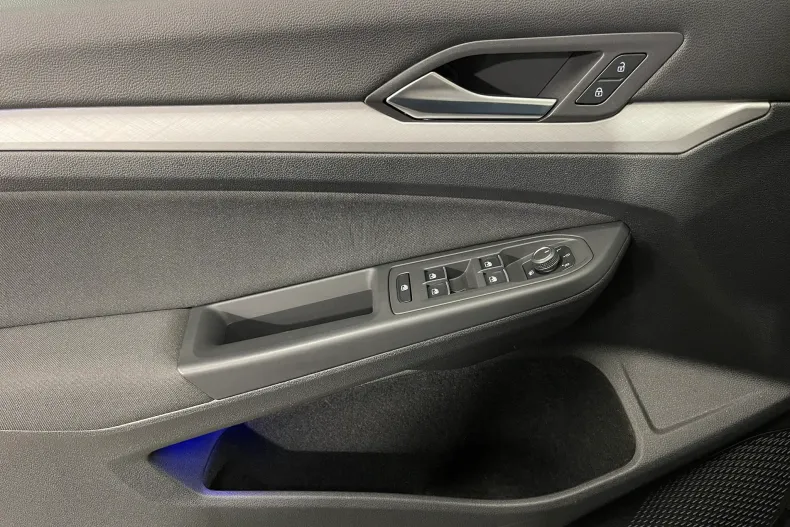 Volkswagen Golf din 2021 cu 120.878 km - oferta VOL182482 - foto 23