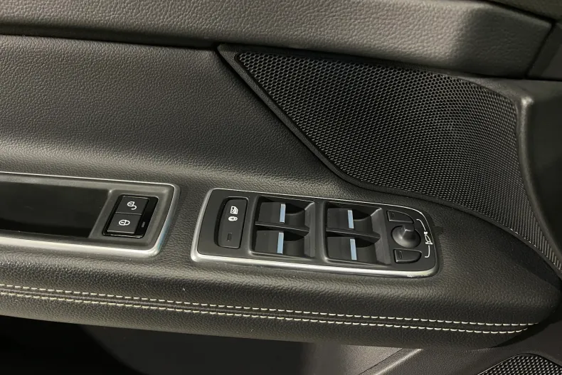 Jaguar XF din 2020 cu 99.673 km - oferta JAG182484 - foto 21