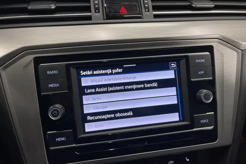 Volkswagen Passat din 2021 cu 118.632 km - oferta VOL182488 - foto 15