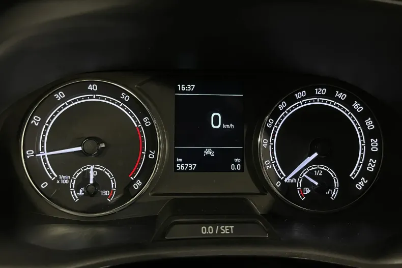 Skoda Fabia din 2022 cu 56.737 km - oferta SKO182489 - foto 25