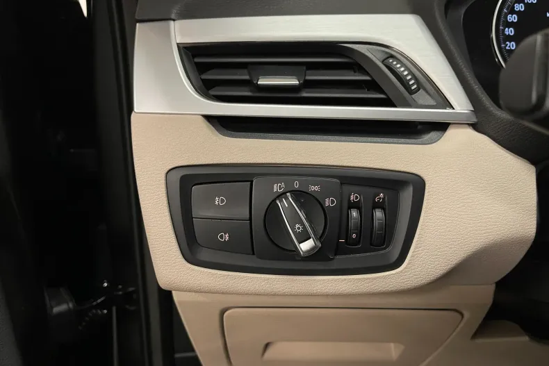 BMW X1 (Seria X) din 2020 cu 138.539 km - oferta BMW182490 - foto 27