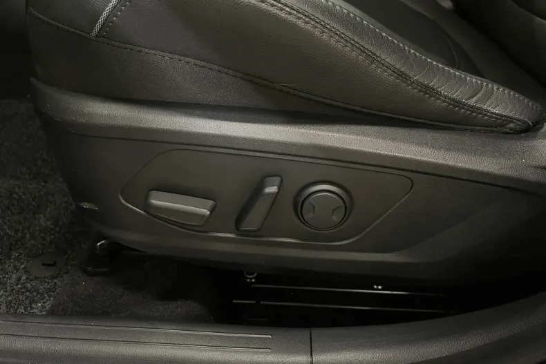 Hyundai TUCSON din 2021 cu 99.974 km - oferta HYU182491 - foto 23