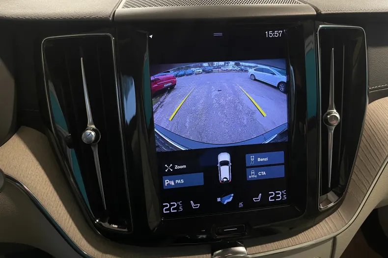 Volvo XC60 din 2020 cu 118.426 km - oferta VOL182497 - foto 14