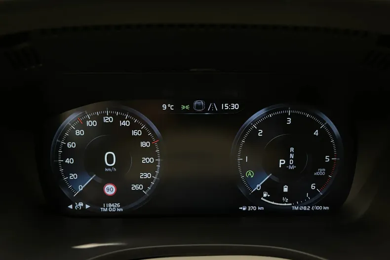 Volvo XC60 din 2020 cu 118.426 km - oferta VOL182497 - foto 30