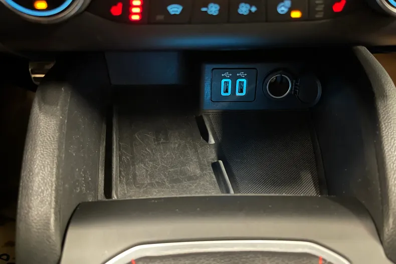 Ford Focus din 2021 cu 131.080 km - oferta FOR182507 - foto 26