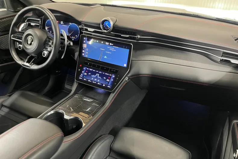 Maserati Grecale din 2023 cu 70.406 km - oferta MAS182510 - foto 9