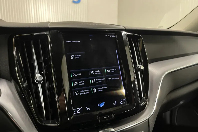 Volvo XC60 din 2021 cu 139.012 km - oferta VOL182512 - foto 20