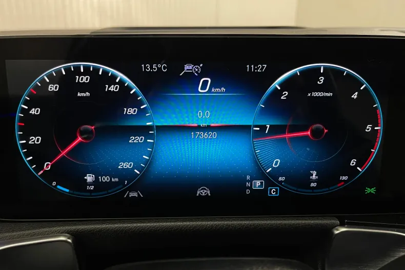 Mercedes-Benz GLB din 2021 cu 173.620 km - oferta MER182514 - foto 39