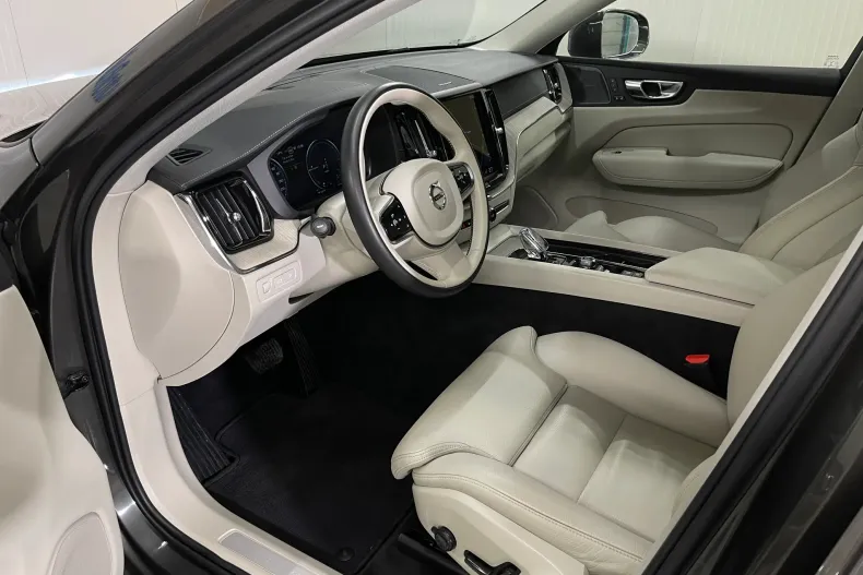 Volvo XC60 din 2020 cu 94.919 km - oferta VOL182518 - foto 5