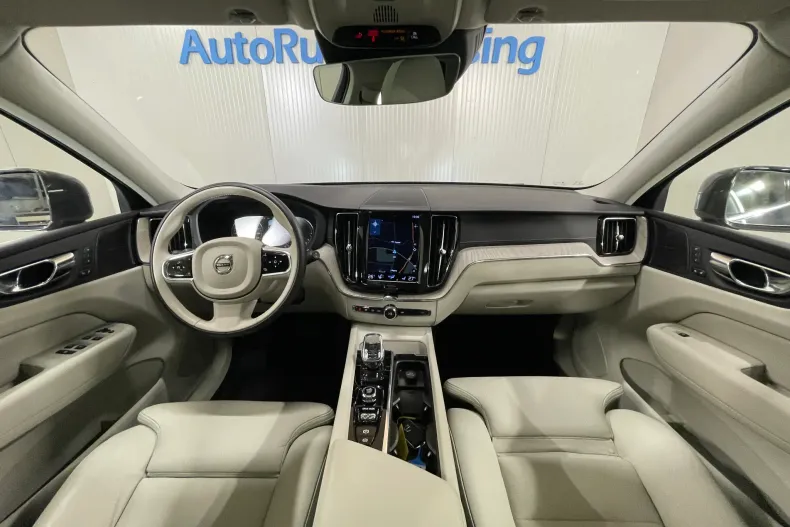 Volvo XC60 din 2020 cu 94.919 km - oferta VOL182518 - foto 7