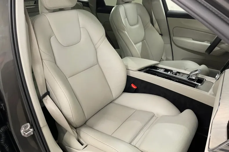 Volvo XC60 din 2020 cu 94.919 km - oferta VOL182518 - foto 11