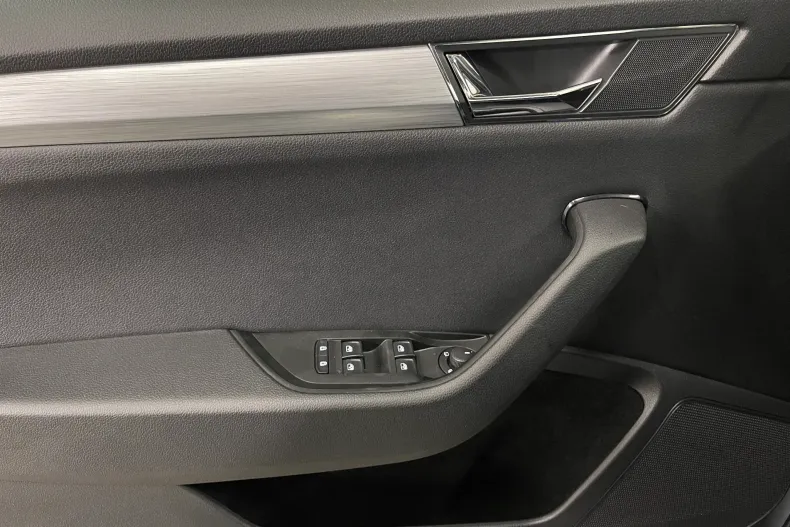 Skoda Superb din 2020 cu 137.426 km - oferta SKO182520 - foto 25