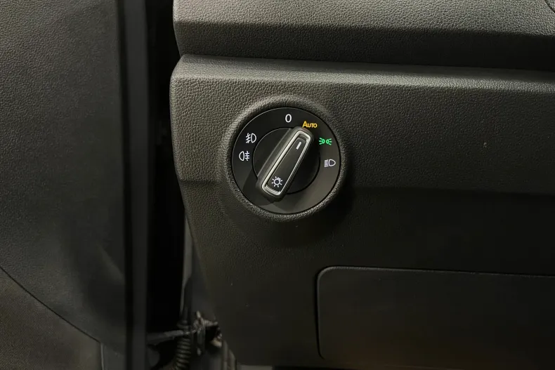 Volkswagen T-Roc din 2021 cu 90.361 km - oferta VOL182527 - foto 24