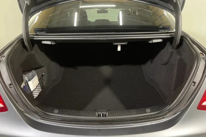 Mercedes-Benz E din 2020 cu 110.157 km - oferta MER182528 - foto 12