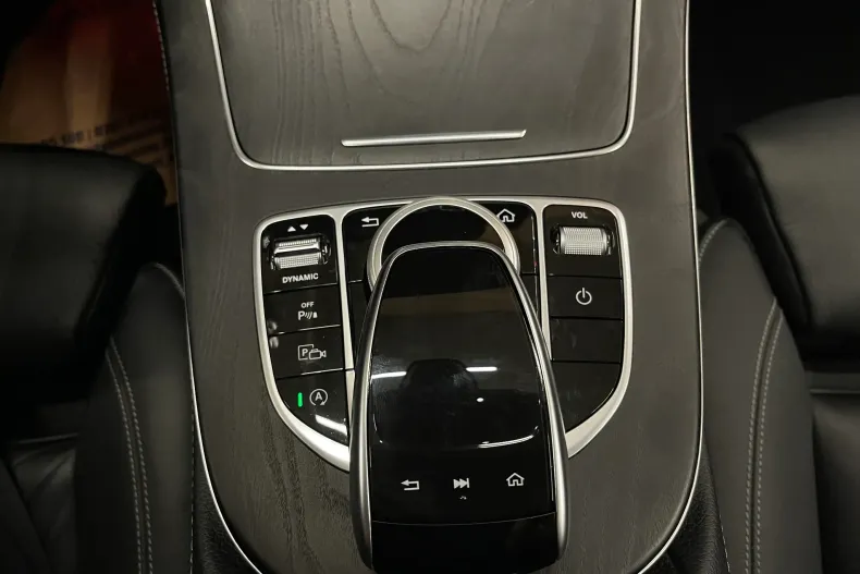 Mercedes-Benz E din 2020 cu 110.157 km - oferta MER182528 - foto 29