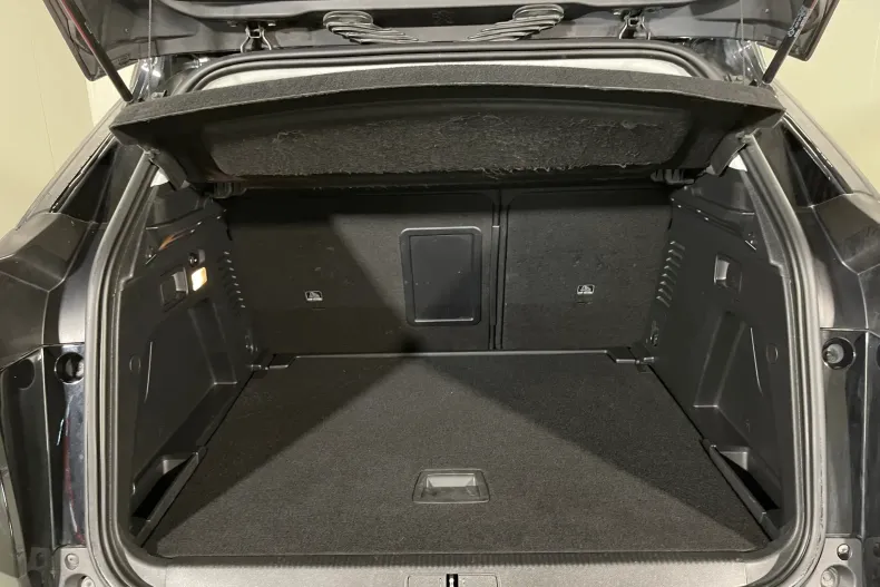 Peugeot 3008 din 2020 cu 147.272 km - oferta PEU182529 - foto 11