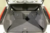 Volvo XC40 din 2021 cu 69.676 km - oferta VOL182530 - foto 12