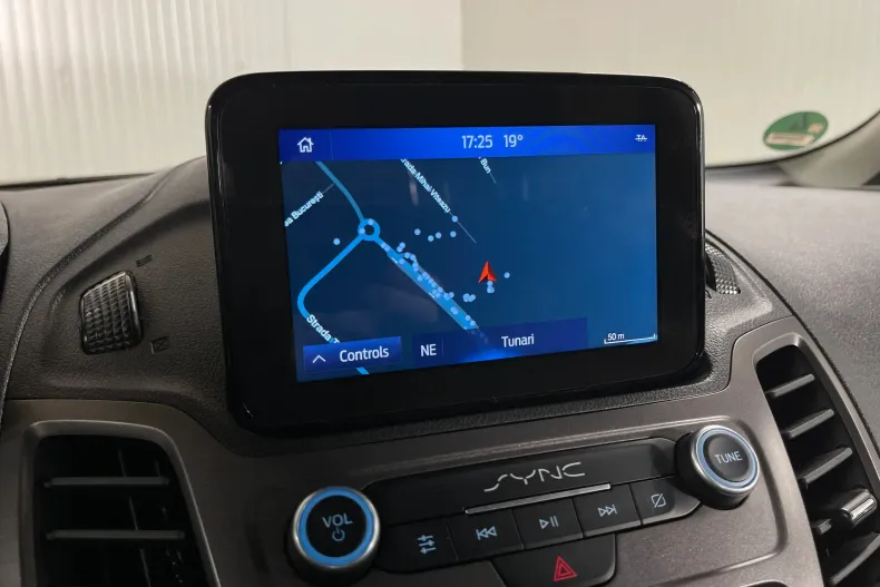 Ford Transit Connect din 2020 cu 174.001 km - oferta FOR182548 - foto 17