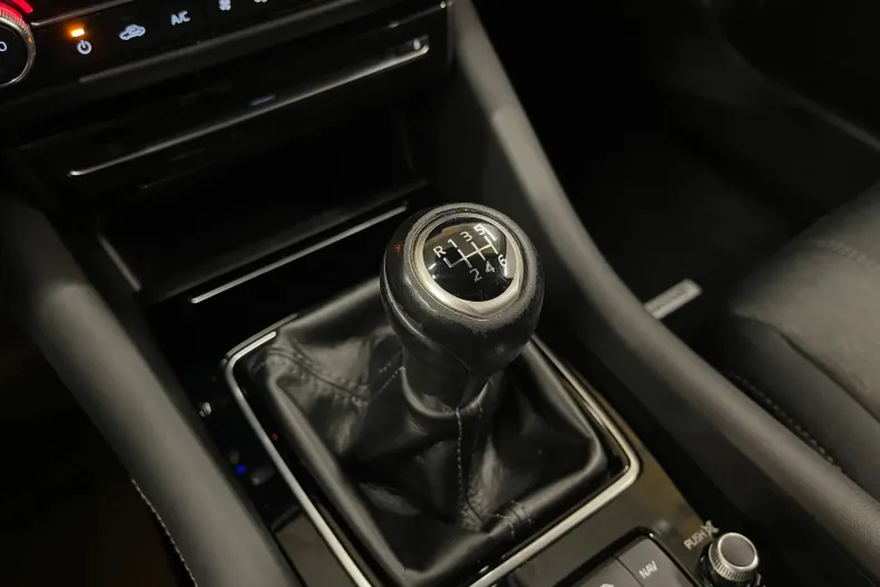 Mazda 6 din 2020 cu 167.535 km - oferta MAZ182552 - foto 23