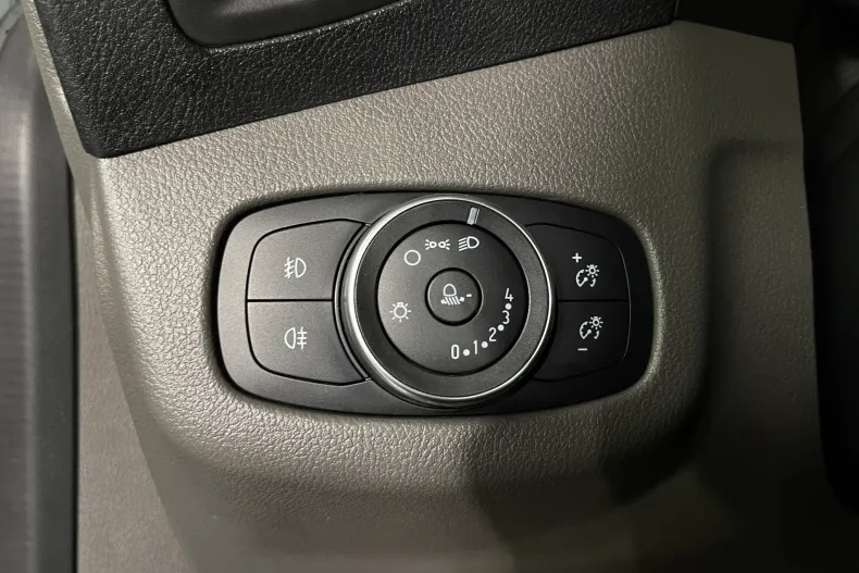 Ford Transit Connect din 2020 cu 176.154 km - oferta FOR182555 - foto 17