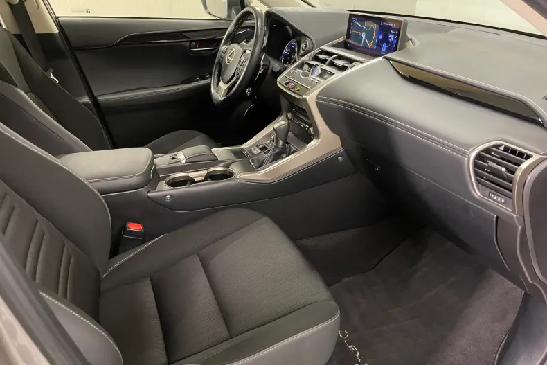 Lexus Seria NX din 2020 cu 106.115 km - oferta LEX182556 - foto 10