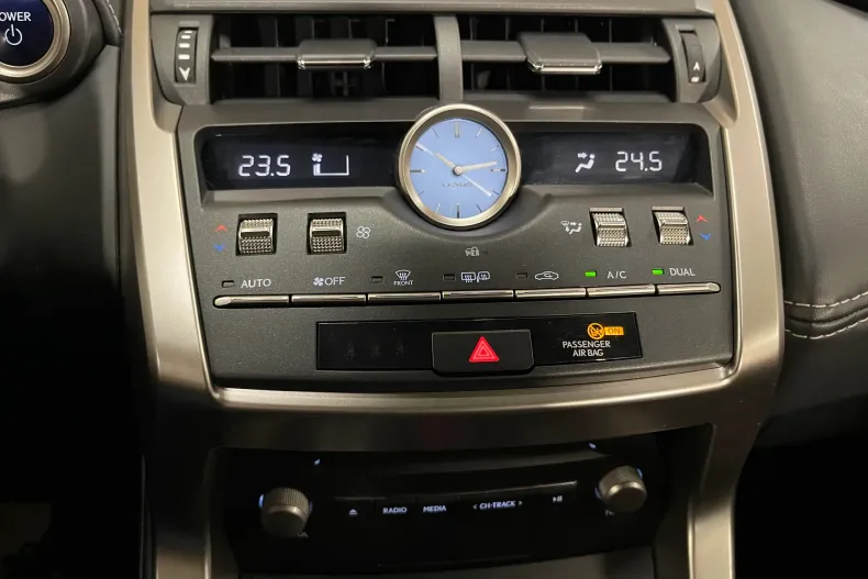 Lexus Seria NX din 2020 cu 106.115 km - oferta LEX182556 - foto 19