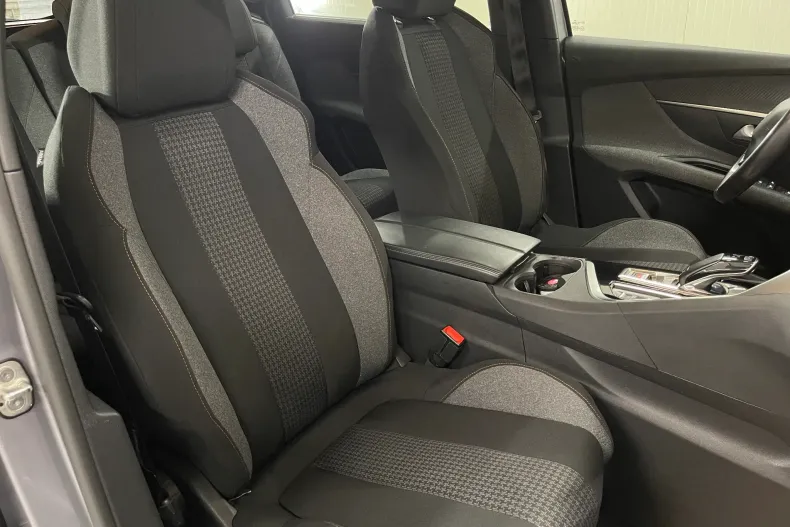 Peugeot 5008 din 2021 cu 117.619 km - oferta PEU182558 - foto 9