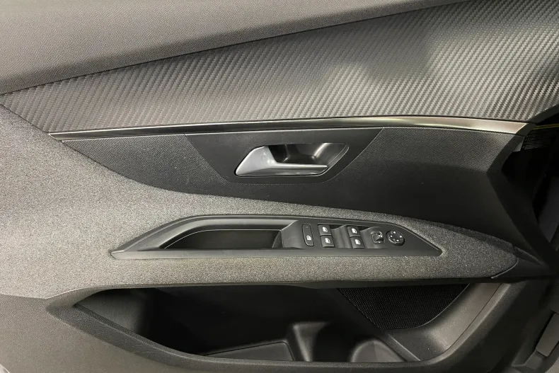 Peugeot 5008 din 2021 cu 117.619 km - oferta PEU182558 - foto 27