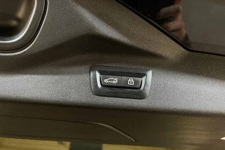 BMW X7 (Seria X) din 2021 cu 99.297 km - oferta BMW182564 - foto 34