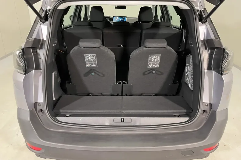 Peugeot 5008 din 2021 cu 157.945 km - oferta PEU182566 - foto 14