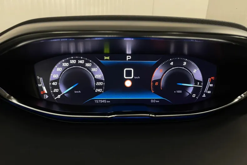 Peugeot 5008 din 2021 cu 157.945 km - oferta PEU182566 - foto 31