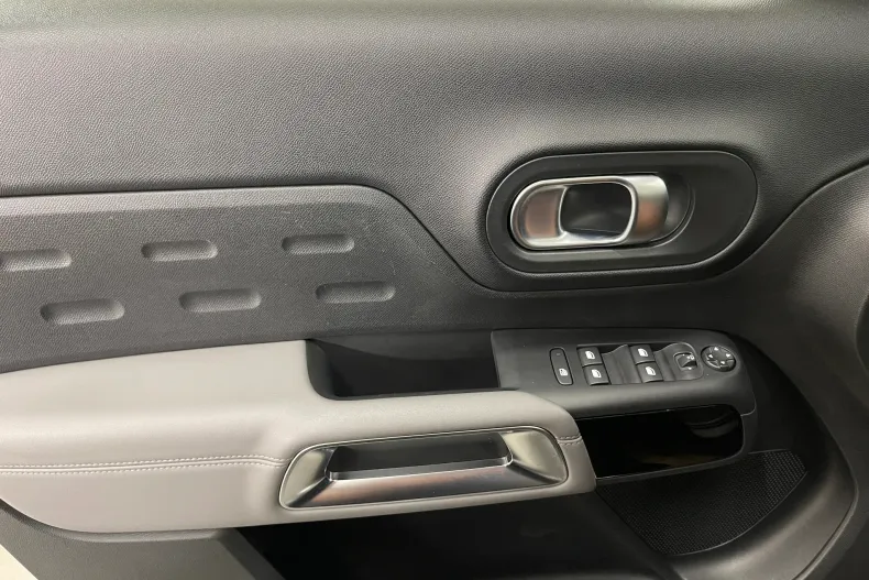 Citroën C5 Aircross din 2022 cu 73.981 km - oferta CIT182569 - foto 25