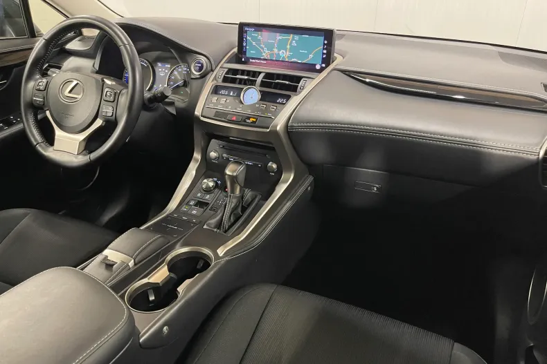 Lexus Seria NX din 2020 cu 37.966 km - oferta LEX182571 - foto 8