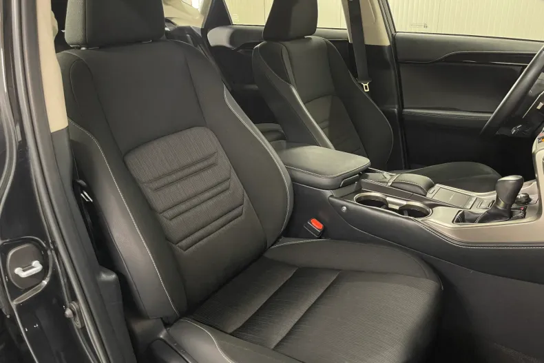 Lexus Seria NX din 2020 cu 37.966 km - oferta LEX182571 - foto 9