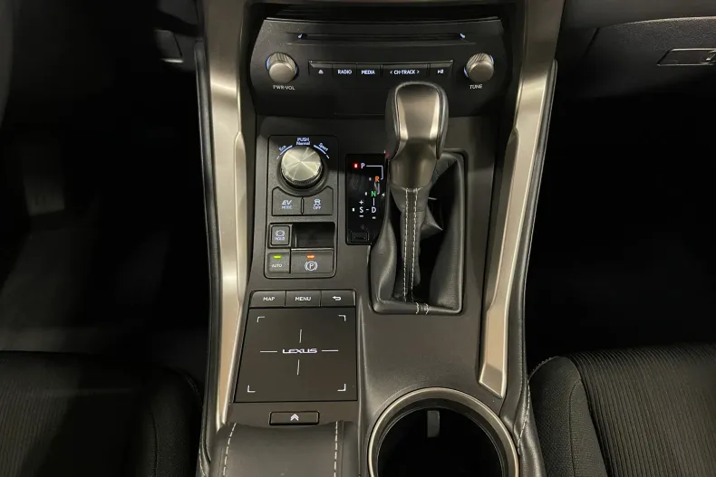 Lexus Seria NX din 2020 cu 37.966 km - oferta LEX182571 - foto 20