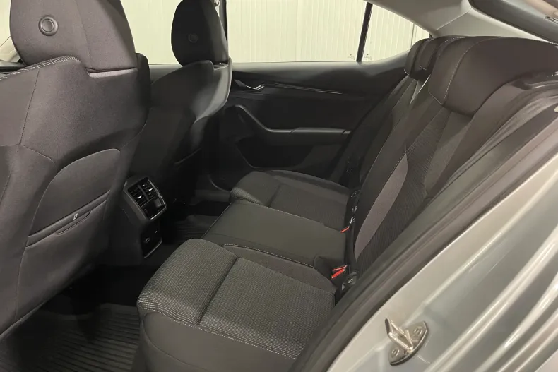 Skoda Octavia din 2020 cu 120.479 km - oferta SKO182574 - foto 11