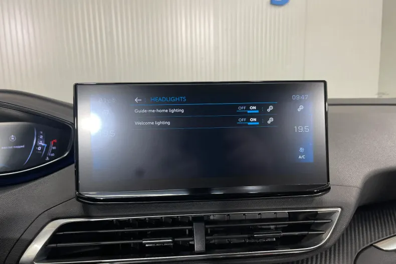 Peugeot 5008 din 2021 cu 136.162 km - oferta PEU182575 - foto 21