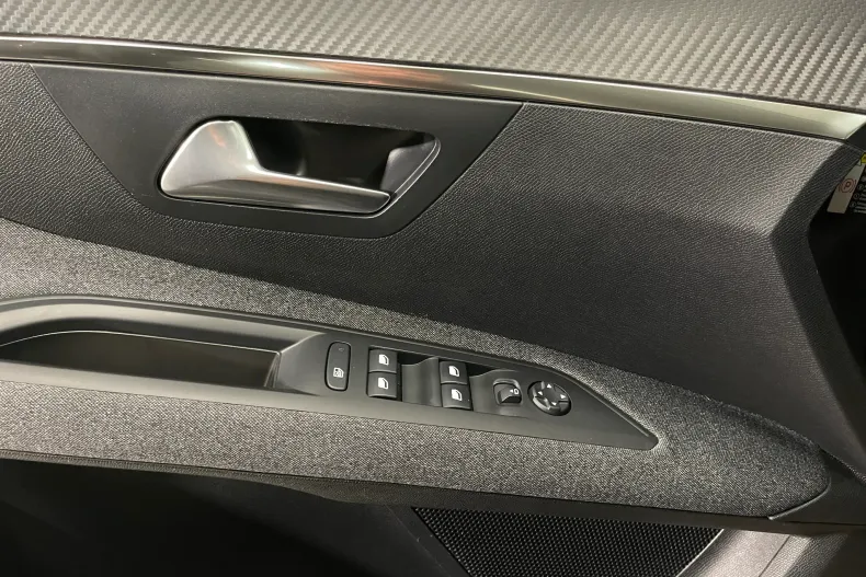 Peugeot 5008 din 2021 cu 136.162 km - oferta PEU182575 - foto 26