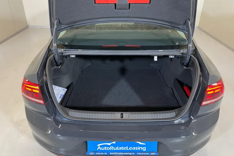 Volkswagen Passat din 2021 cu 108.362 km - oferta VOL182576 - foto 12