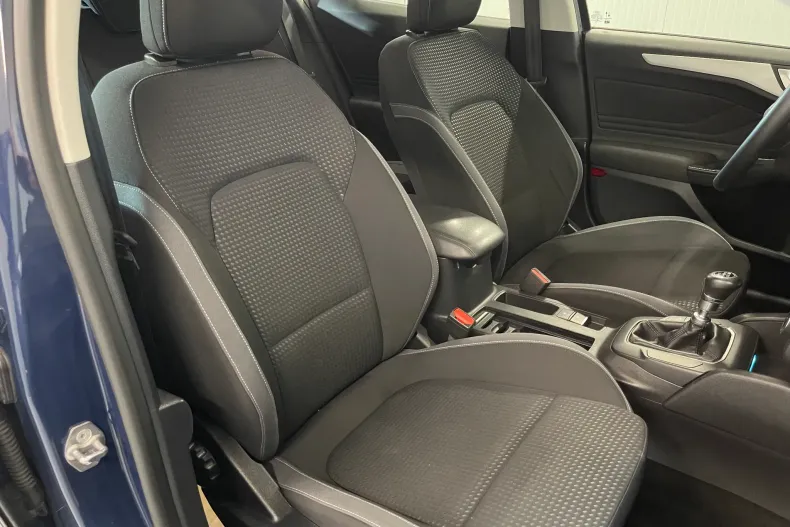 Ford Focus din 2020 cu 95.896 km - oferta FOR182579 - foto 9