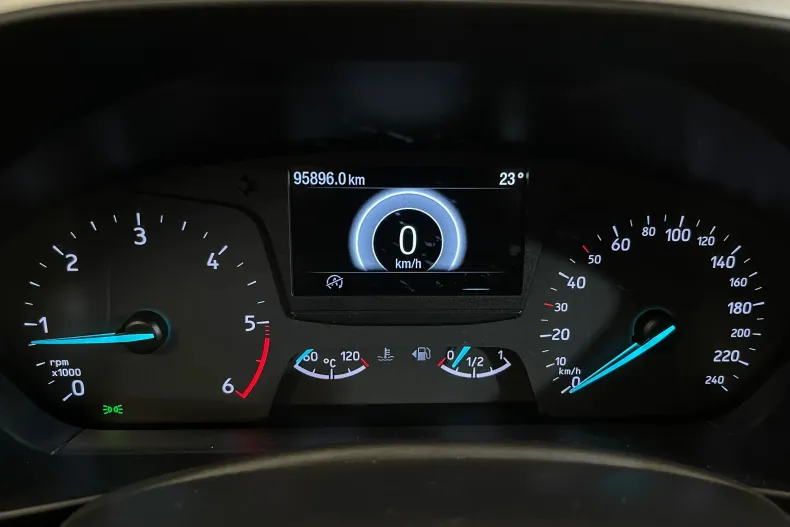 Ford Focus din 2020 cu 95.896 km - oferta FOR182579 - foto 25