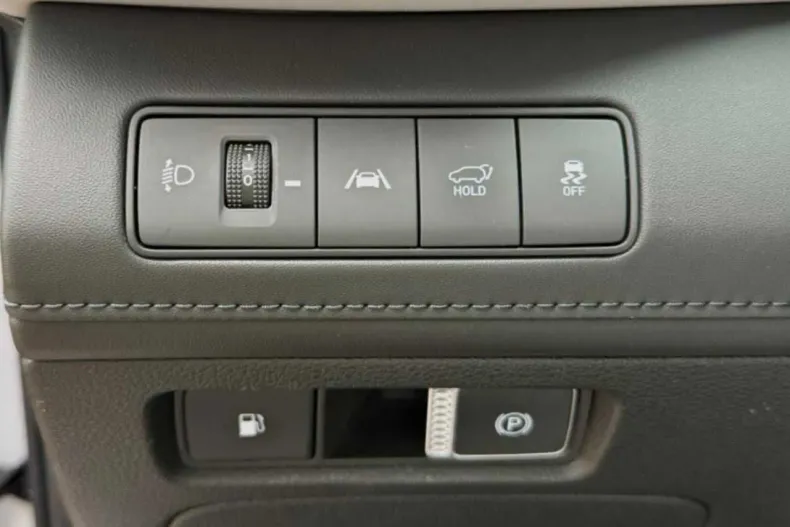 Hyundai SANTA FE din 2021 cu 117.000 km - oferta HYU182586 - foto 29