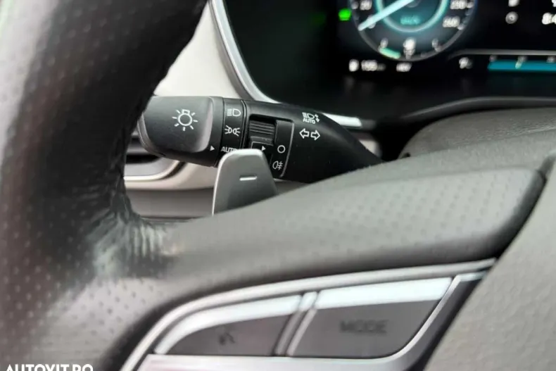 Hyundai SANTA FE din 2021 cu 117.000 km - oferta HYU182586 - foto 30