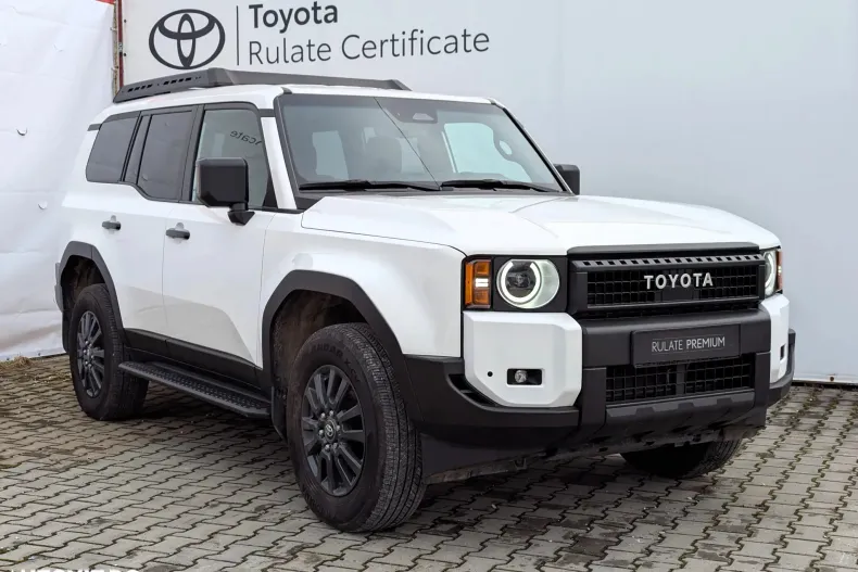 Toyota Land Cruiser 300 din 2024 cu 10.600 km - oferta TOY182587 - foto 3