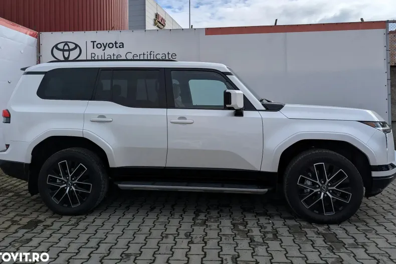 Lexus Seria GX din 2024 cu 1.600 km - oferta LEX182588 - foto 2