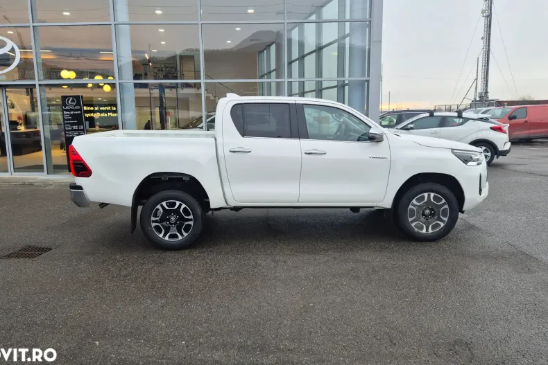Toyota Hilux din 2025 cu 12 km - oferta TOY182589 - foto 5
